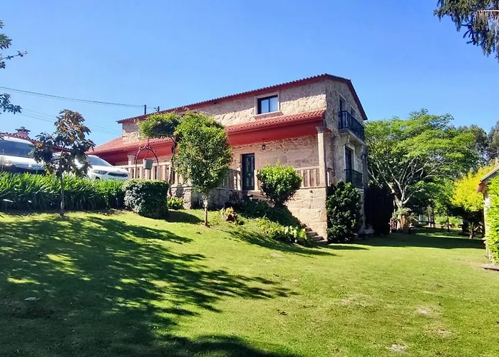 Casa Rural Os Carballos